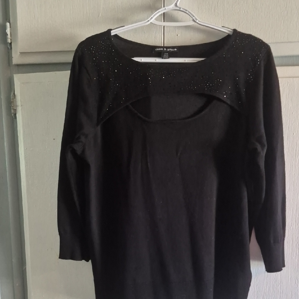 Gorgeous Black Beaded With cutout. 3/4 Sleeves Lightweight sweater
